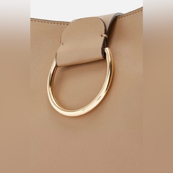 Just Fab go for it shoulder bag in taupe - Picture 4 of 10